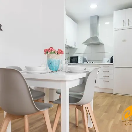 Caleta - Free Parking By Time Cadiz