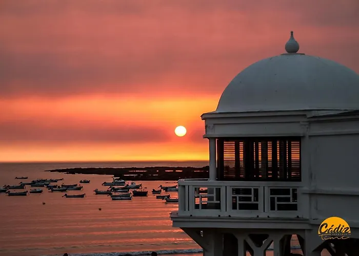 Caleta - Free Parking By Time Daire