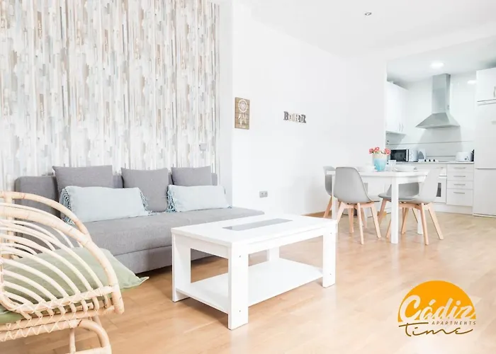 Caleta - Free Parking By Time